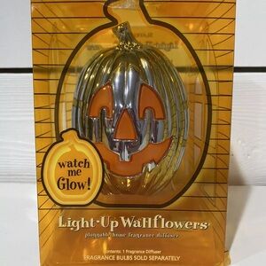 Slatkin & Co Wallflower Jack O Lantern Silver / Orange Halloween Diffuser